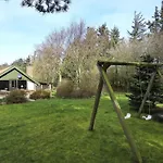 4 Person In